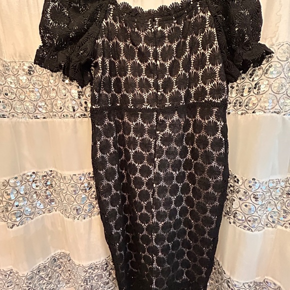 NWOT Off-the-Shoulder Black Lace Cocktail Dress XL - Picture 6 of 7